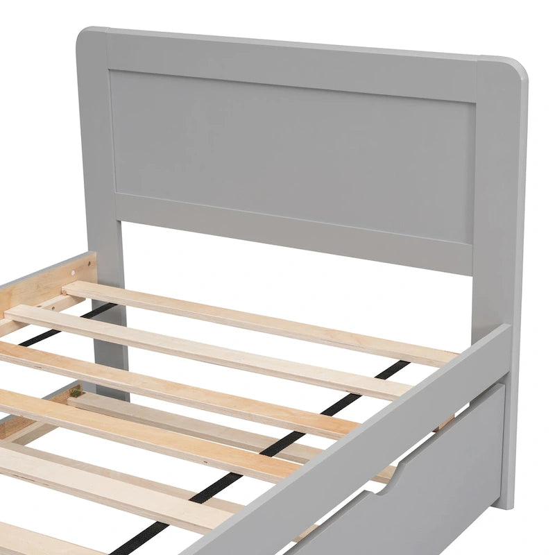 Modernes graues Holzplattformbett mit Paneelkopfteil und Latten
