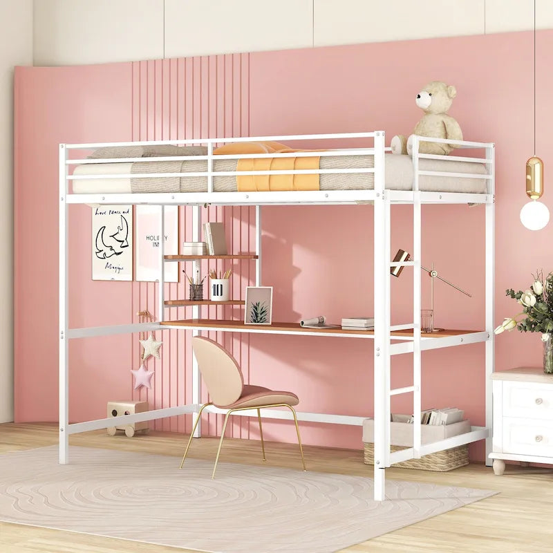 Cama alta tipo loft moderna de metal blanco con escritorio y estantes integrados