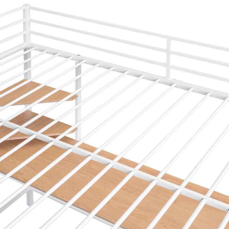 Cama alta tipo loft moderna de metal blanco con escritorio y estantes integrados