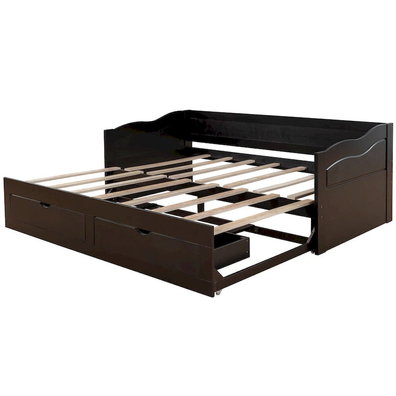 Cama nido clásica de madera con paneles laterales curvos y cajones de almacenamiento