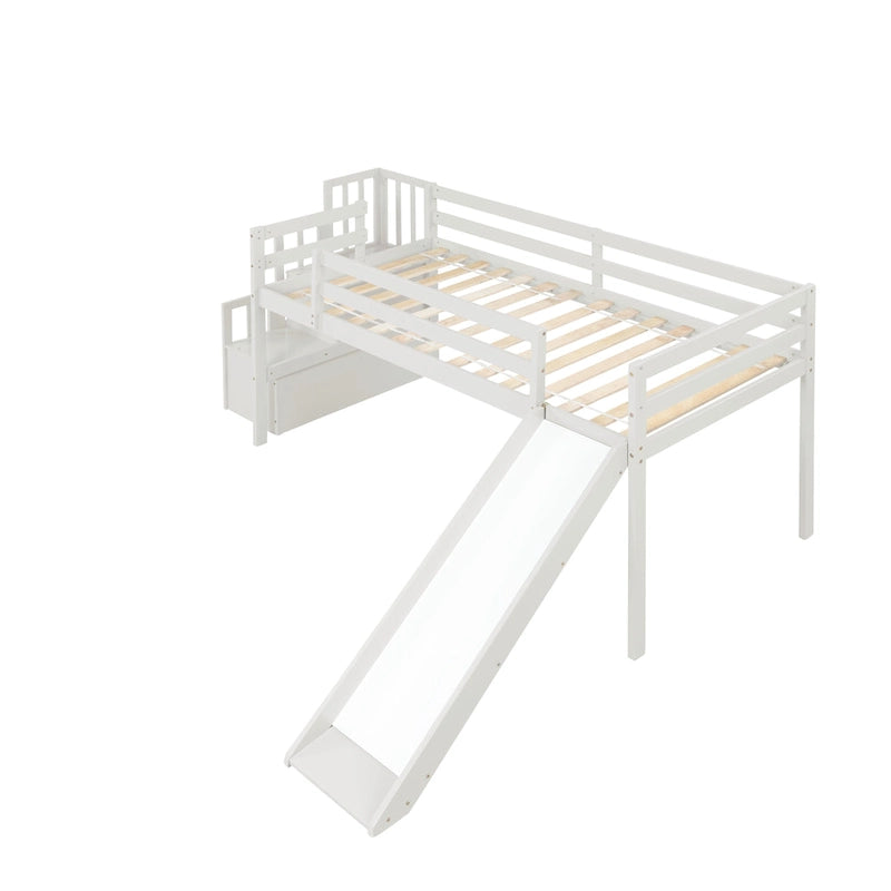 Niedriges Hochbett aus Kiefernholz mit Rutsche und Stauraumtreppe