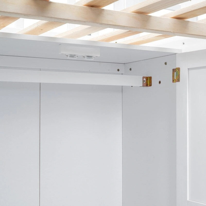 Cama alta tipo loft de madera de pino con escritorio, armario y almacenamiento integrados